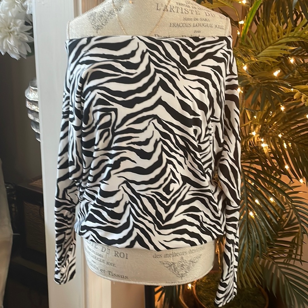 Super soft zebra top